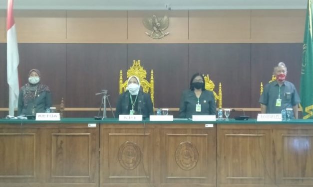 TIM PEMBINAAN DAN PENGAWASAN SEWILAYAH PENGADILAN TINGGI BANGKA BELITUNG MELAKUKAN PEMBINAAN DALAM RANGKA MONITORING DAN EVALUASI KE PENGADILAN NEGERI SUNGAILIAT