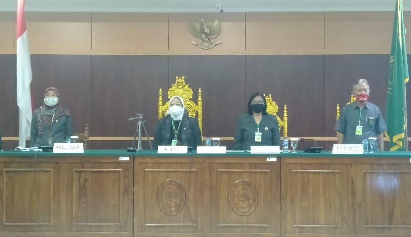 TIM PEMBINAAN DAN PENGAWASAN SEWILAYAH PENGADILAN TINGGI BANGKA BELITUNG MELAKUKAN PEMBINAAN DALAM RANGKA MONITORING DAN EVALUASI KE PENGADILAN NEGERI SUNGAILIAT