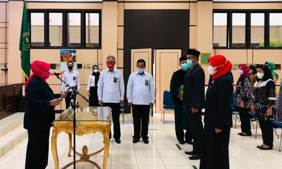 Pelantikan Dan Pengambilan Sumpah Jabatan  Pejabat Struktural