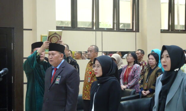 3 (Tiga) Pejabat Struktural Resmi Dilantik oleh Ketua Pengadilan