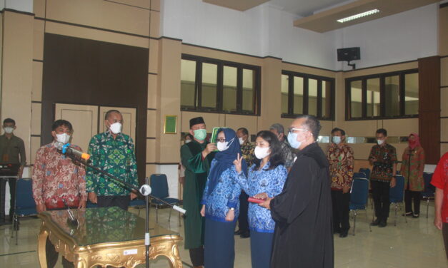 Pengambilan Sumpah dan Pelantikan Pegawai Negeri Sipil (PNS)