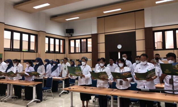 PENANDATANGAN PAKTA INTEGRITAS oleh Seluruh Aparatur Pengadilan