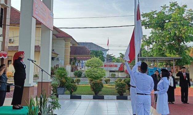 PELAKSANAAN UPACARA DALAM RANGKA MEMPERINGATI HUT RI KE 79 TAHUN PADA PENGADILAN TINGGI BANGKA BELITUNG