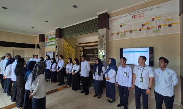 Senin, 27 Oktober 2025 - Kegiatan Rutin Pengarahan Petugas PTSP PT Bangka Belitung