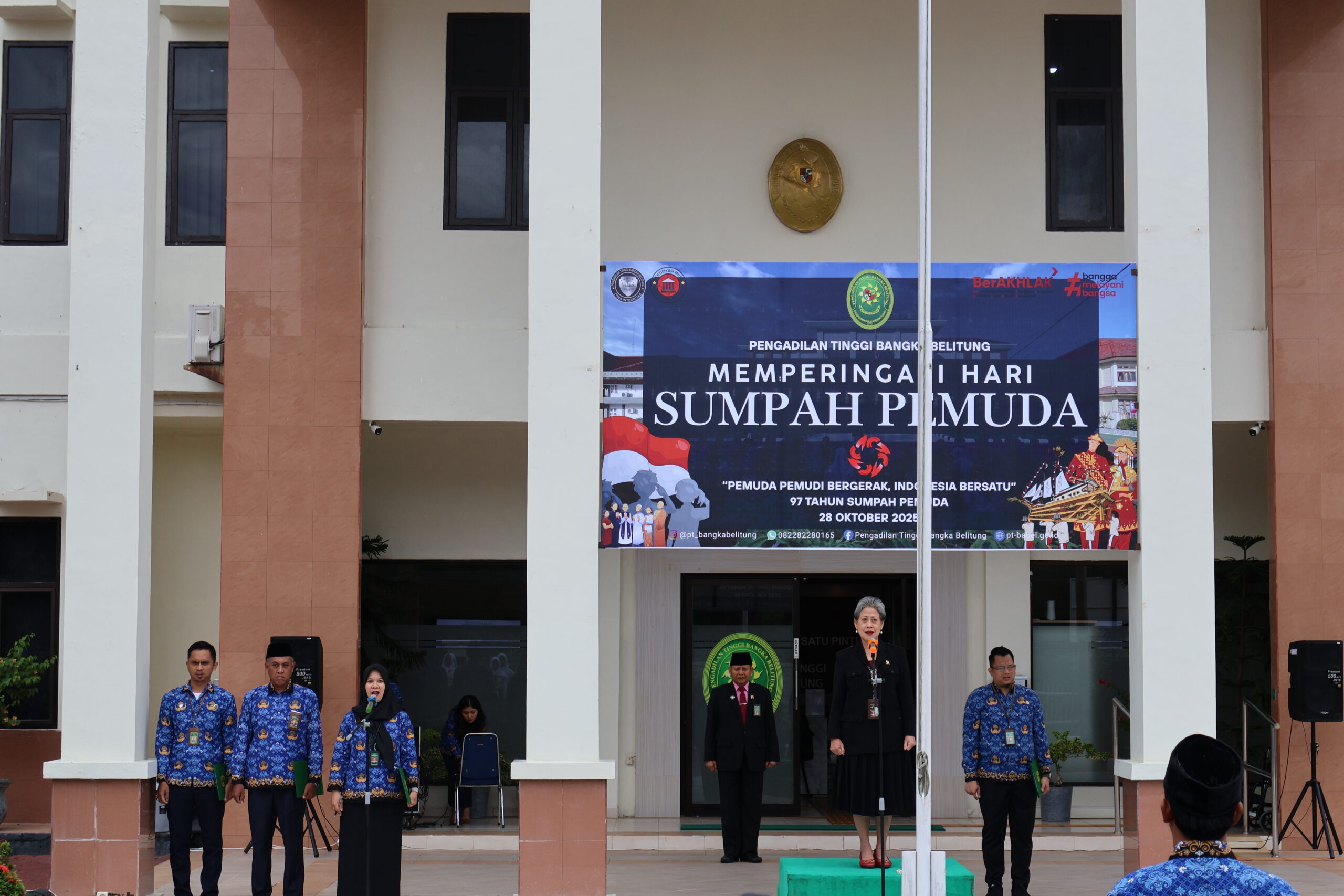 sumpah pemudapetugas