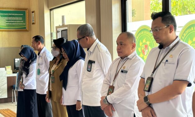 Senin, 3 November 2025 - Kegiatan Rutin Pengarahan Petugas PTSP PT Bangka Belitung