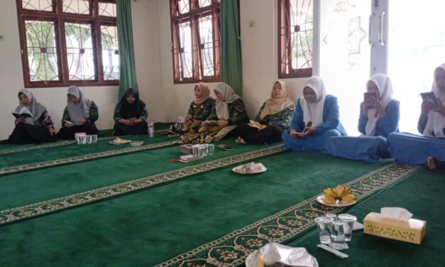 Kamis, 20 November 2025 - Kegiatan Rutin Yasinan PT Bangka Belitung