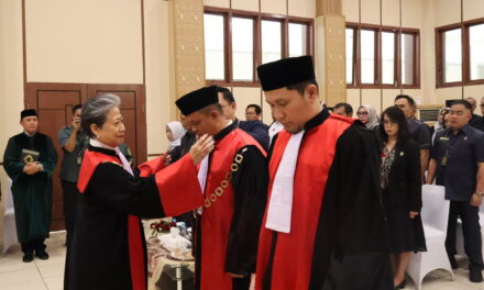 PELANTIKAN, PENGAMBILAN SUMPAH DAN SERAH TERIMA JABATAN KETUA PENGADILAN NEGERI MENTOK KLAS II
