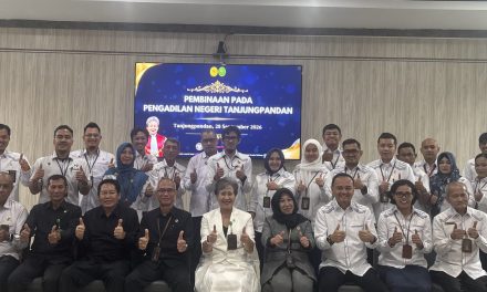 MEMPERKUAT KUALITAS PERADILAN: Pengadilan Tinggi Bangka Belitung Melakukan Pengawasan dan Pembinaan SEMA Terbaru dan Buku II Edisi 2026 terhadap PN Tanjungpandan